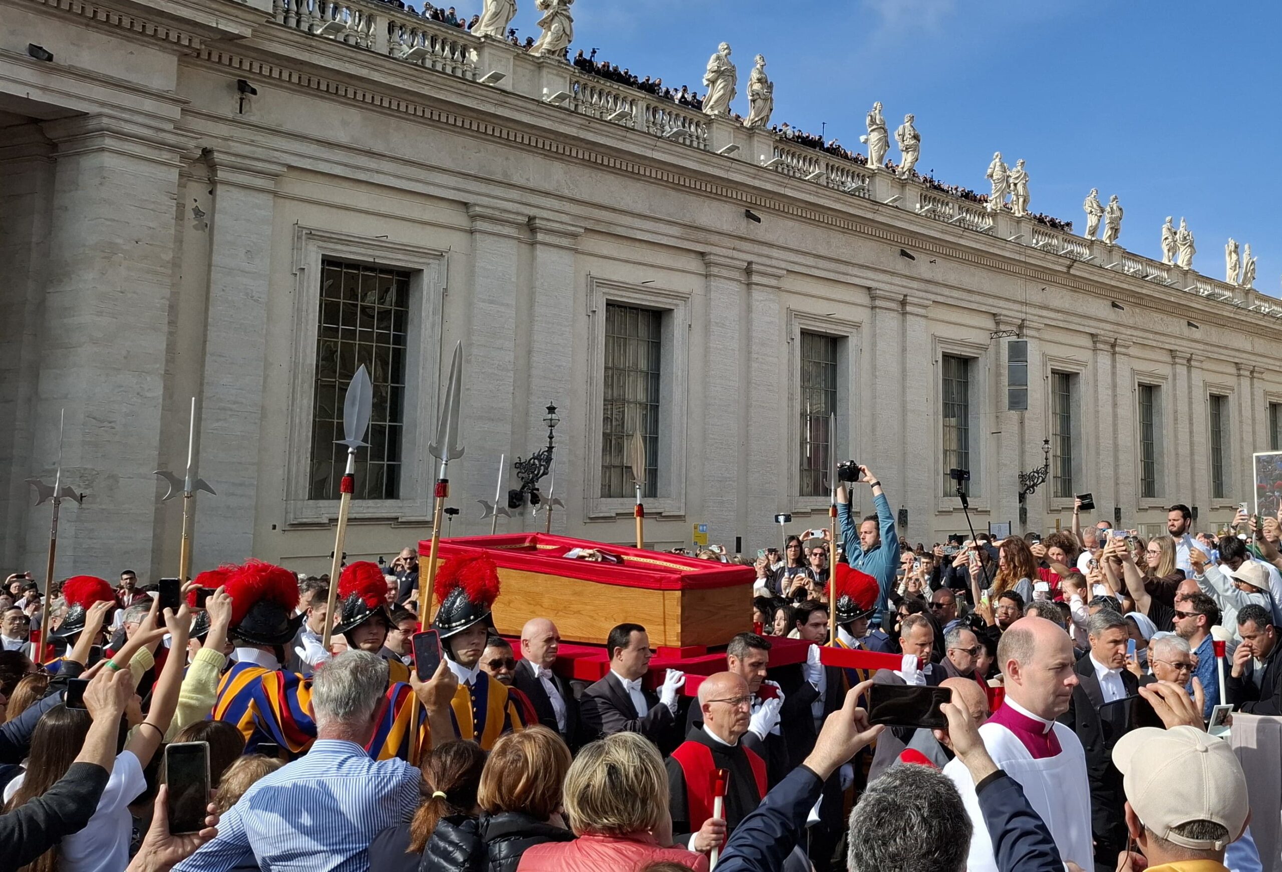 Procession of the body of Pope Francis